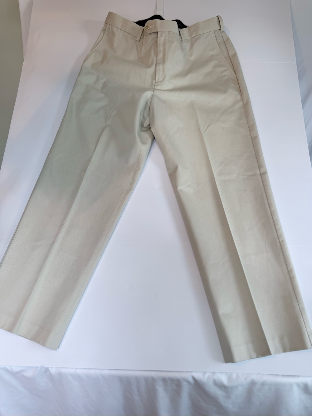Croft & Barrow Men’s Khaki Dress Pants 100% Cotton Classic Fit